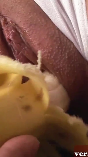 Мощный момент из "Миниатюрную азиатскую тинку-студентку наказали гэнгбэнгом и аналом"