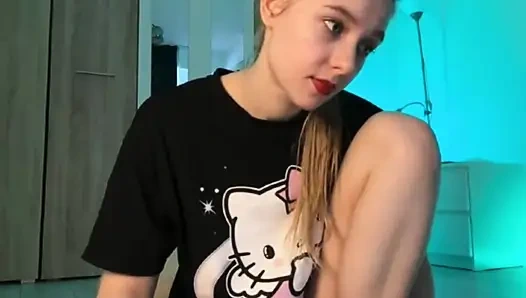 Jusielusse se masturba su ano rosa brillante