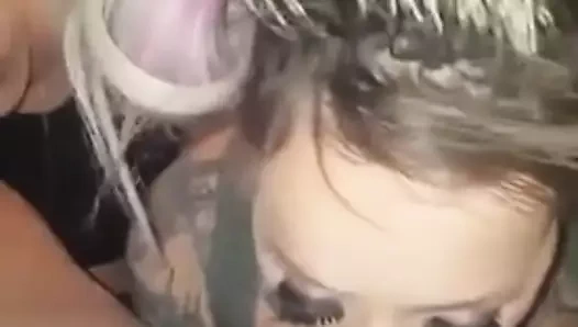 iki horoz aç fahişeler bir horoz