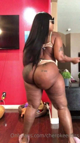 Solo abanoz büyük ganimet cherokee shake büyük göt