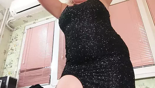 gece elbisesi pissing