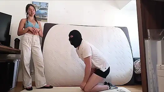 sert tekmeler