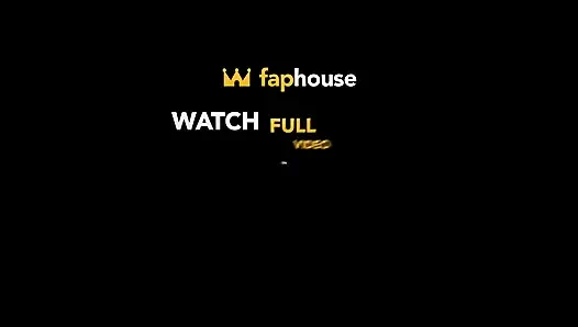 Yarışta ona yetişti ve hemen baştan çıkardı