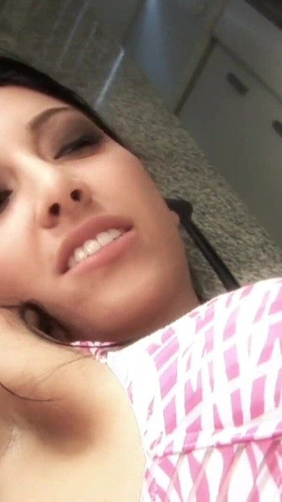minyon kıllı 18yo teen ile koyu saç istiyor the bbc | Klip 1