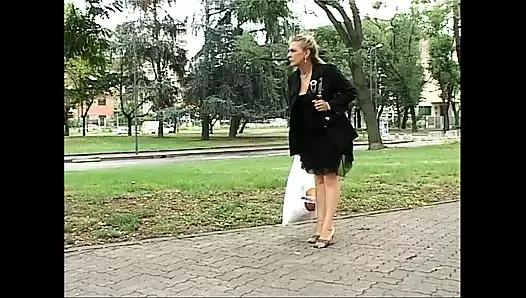 Storie di una Calda Milf 2 - Episode 2