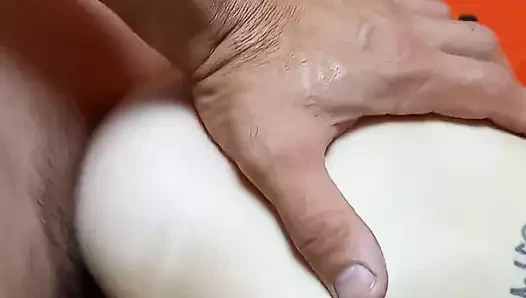 Küçük üvey kız kardeşim için anal dölleme