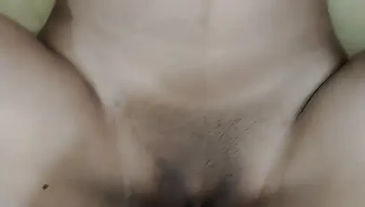 Bangladeşli seksi sürtük yarağa biniyor