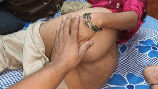 Hintli erkek arkadaş ateşli ve seksi kız arkadaşını pella lund ile sikiyor (Hintçe ses) nonstopbone16