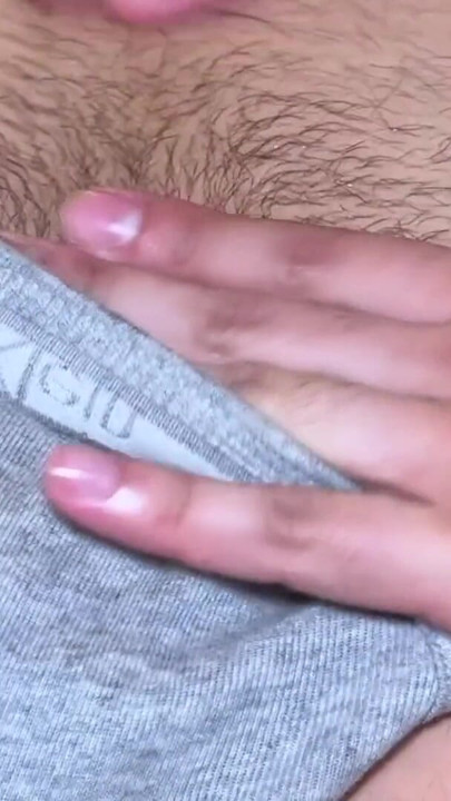 Masöz müşterisine büyük yarağa 🍆 dokunmadan edemiyor -enriquemudu ve erickhenrriet1 | Klip 1
