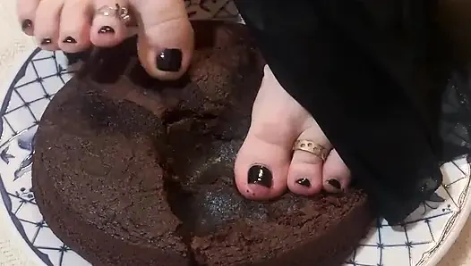 Ayak ayaklar pastada