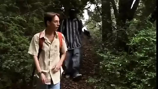 Islak amcıklı sürtük siyah ve beyaz bir adamdan almayı seviyor