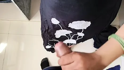 Köy kız arkadaşını evime davet etti ve bütün gece kız arkadaşımın sarışın amını siktim, siyah yarağımı sikerken çok eğlendim