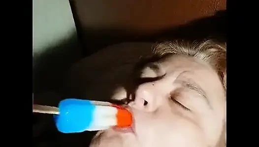 Dondurma, muz ve dondurmayı seviyorum Yum