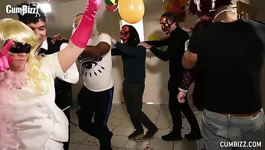 Hollandalı karnaval genç kız grup seks büyük boşalma