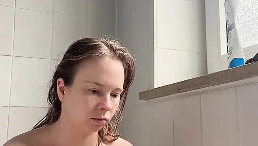 Mükemmel Vücut Duşlarına Sahip Genç