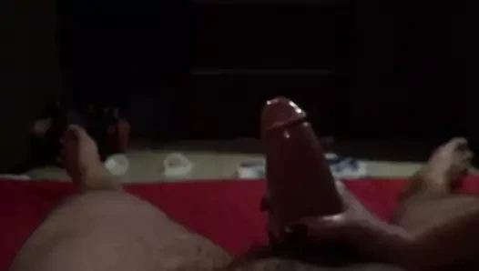 yağlı handjob için kalın kesilmemiş horoz