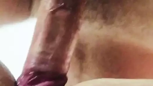 Becerdin üvey kızkardeş içinde ona oda