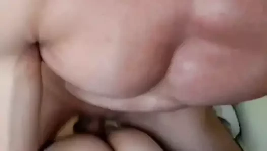 Ev yapımı porno - andrey bulatkin kıçından bir orospu sikikleri