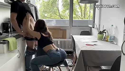 18 yaşındaki kız öğrenci sert sikiliyor