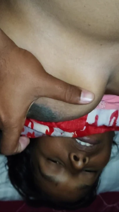 Hintli desi - devar aur yenge desi gece yarısına bakıyor yenge amcığını sikiyor - ateşli Hintli yenge xxx Hintli teyze anne xxx. | Klip 3