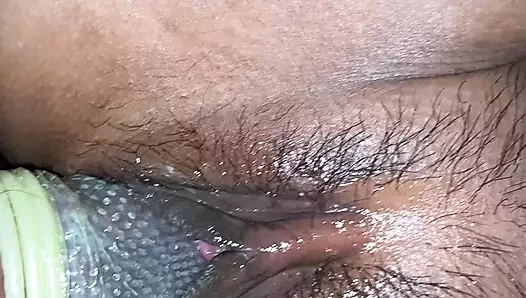 Evli çift ateşli romantik çiftin ilk gece romantizmi romantik sahnesi