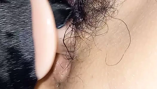 Alexandra Anton yapay penis mikrofonu