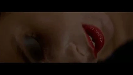 Isabella rossellini mavi kadife içinde - 4