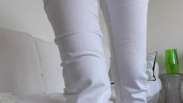 Yoğun kokulu koklayan beyaz kokan çoraplar, 31 talimatı, bakış açısı bayan victoria valente