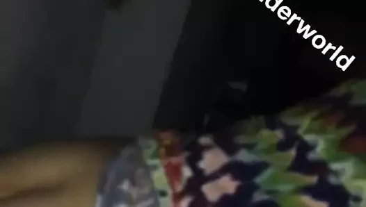 Tiyatro duvar deliği sürtüğü