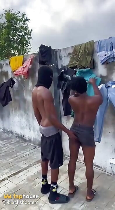 Sassypussyy Ile Dışarıda Bileşik Anal Seks