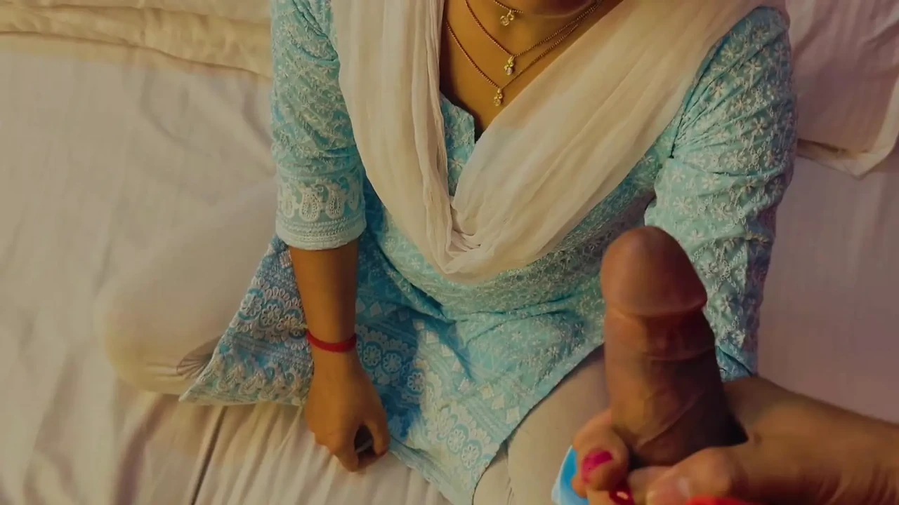 New: Mommy Ko Bete Ne Pela Hardcore Desi Video Anal Porn Feat Malbhabhii (Latest) - London Special