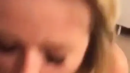 Aldatılan orta yaşlı seksi kadın - aldatan evli kadın