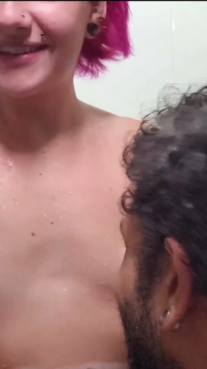 Minik bir teenin dar amını yalamak | Bölüm 1