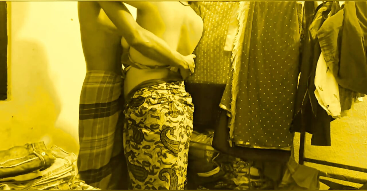 Romantic Hot Bhabi sex video.