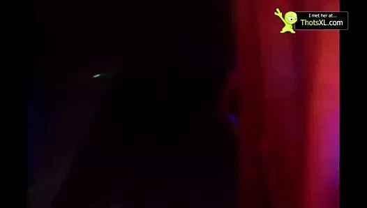 İki zar zor yasal genç kız birbirlerinin vücudunu keşfetmek