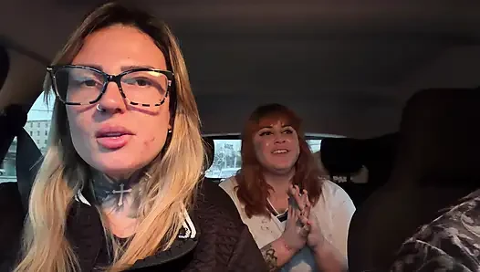 Karton leş yiyci bizi görünce azgındı