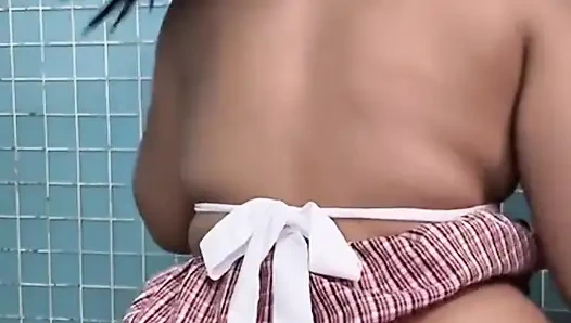 Büyük vajinasından esmer saçları emdim, birlikte çok boşalıyoruz, kadınların lezzetli seksi