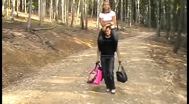 Evcil köleme bin