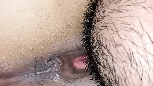 Kocam işteyken üvey babam beni sikiyor. Bölüm 1