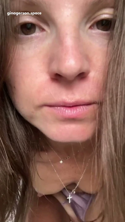 Ayak fetişi GFE - Ağzını parmaklarıma değdirmeni istiyorum. Gina Gerson