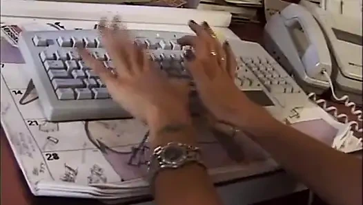 Evli kadınlar evde yalnız: evli kadın #66