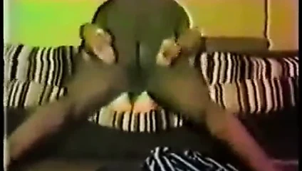 Retro siyah aşıkları tarafından perişan