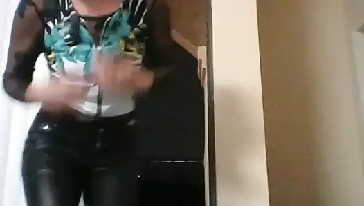 emmeyi ve yutmayı seviyorum