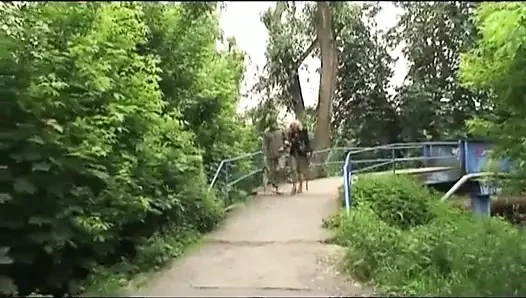 Genç kız gets becerdin tarafından şanslı dede