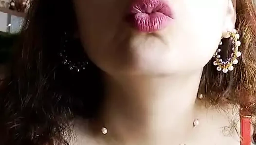 Tatlı yüz, edepsiz zihin