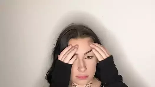 İngiliz genç kız yabancının evine girmesine izin veriyor 31 talimatı