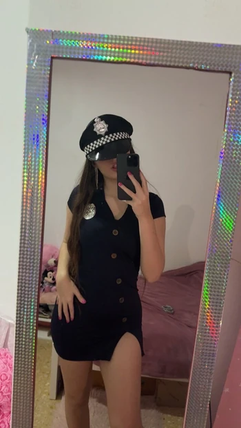 Горячая полицейская