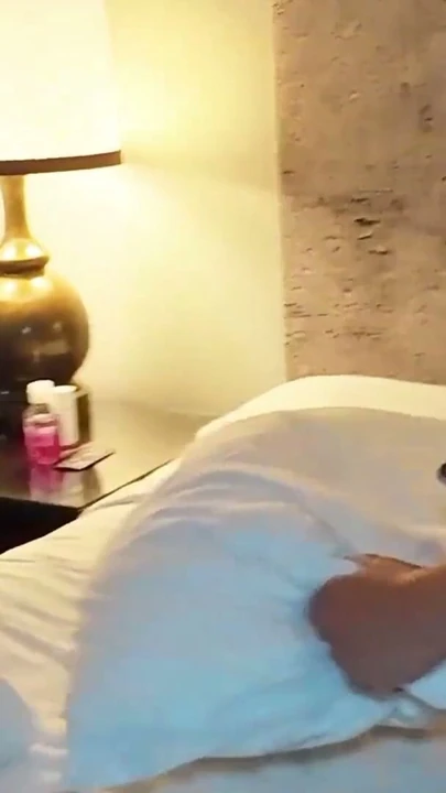 Kocaman yaraklı bull ile ilk BAREBACK swinger üçlüm Bölüm 5 | Klip 2
