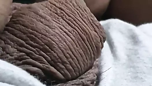 Ho ho ho, külotsuz üvey anne üvey oğlunun önünde değişiyor