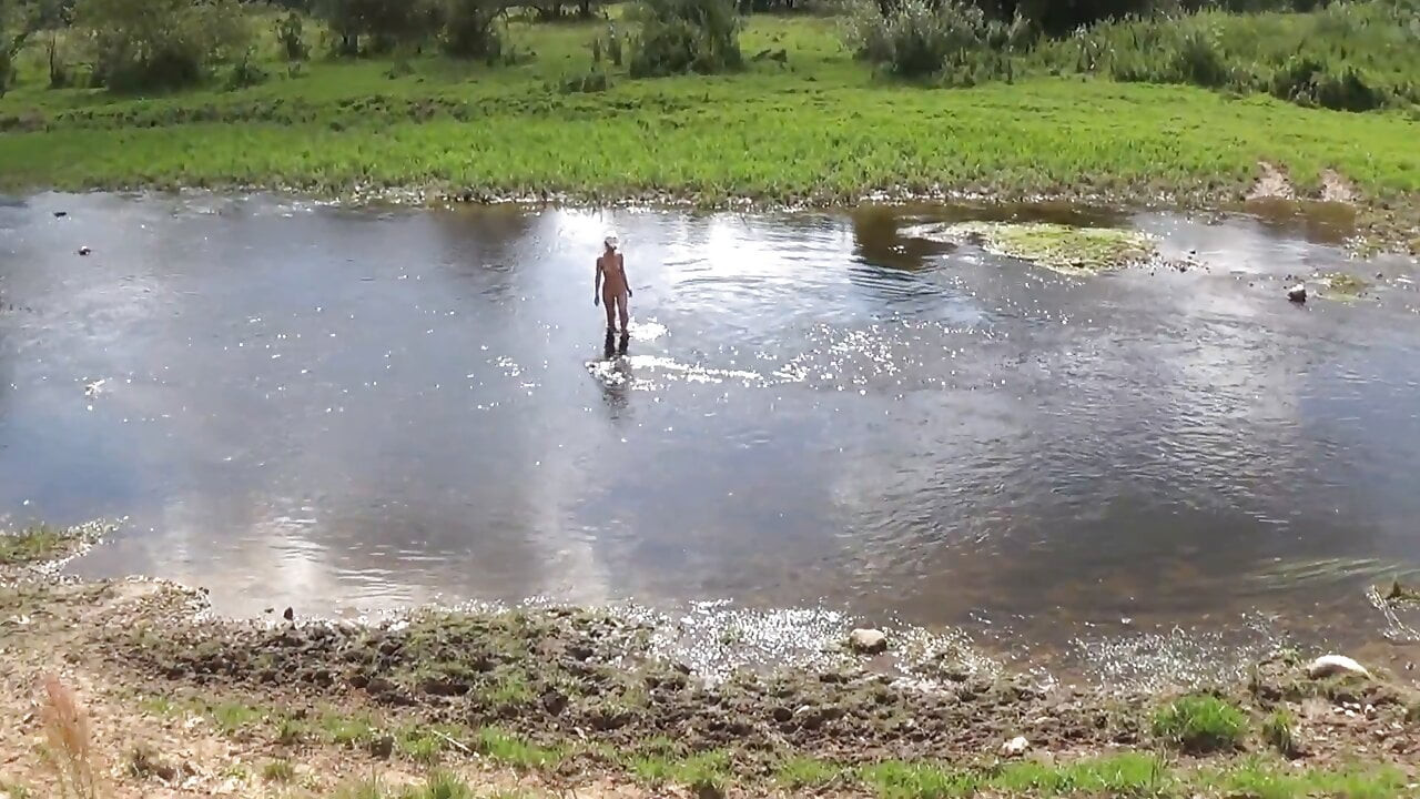 Derzha-nehirde çıplak banyo - shick kulübe şok